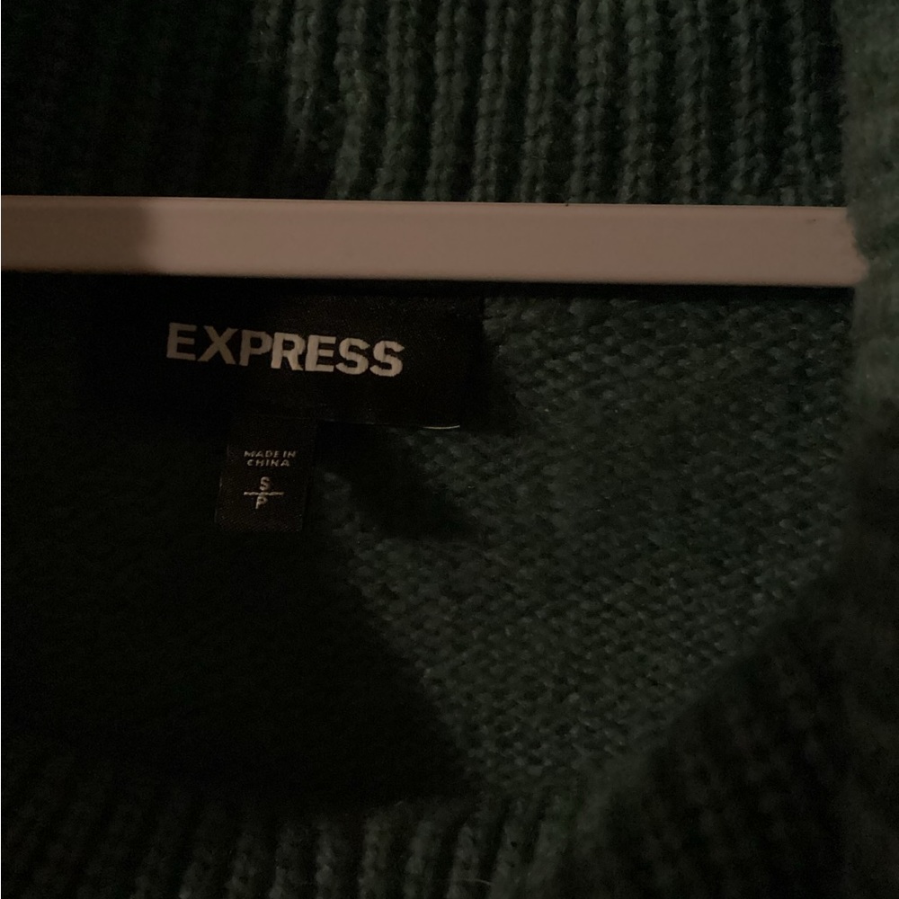 Sweater - Picture 2 of 2